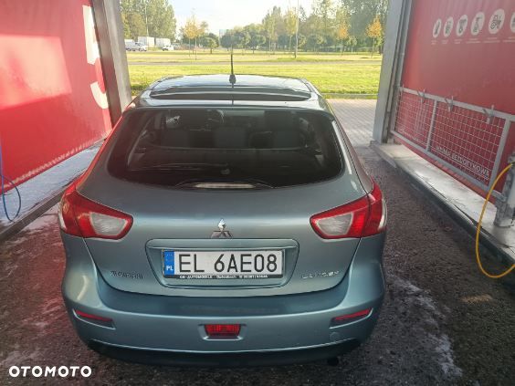 Mitsubishi Lancer 1.8 Inform - 2