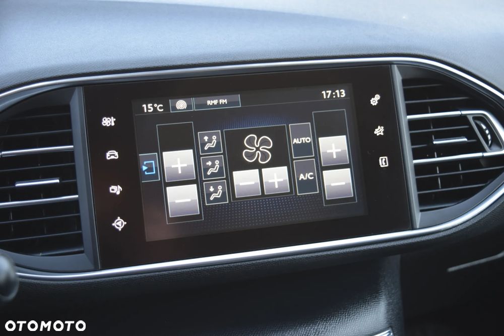 Peugeot 308 BlueHDi 120 Stop & Start Style - 17