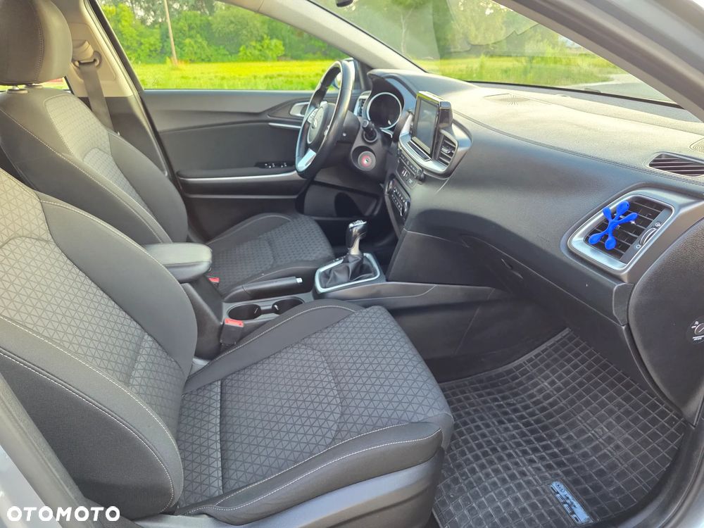 Kia Ceed 1.4 T-GDI L - 16