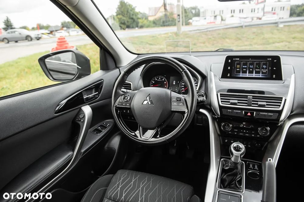 Mitsubishi Eclipse Cross - 28