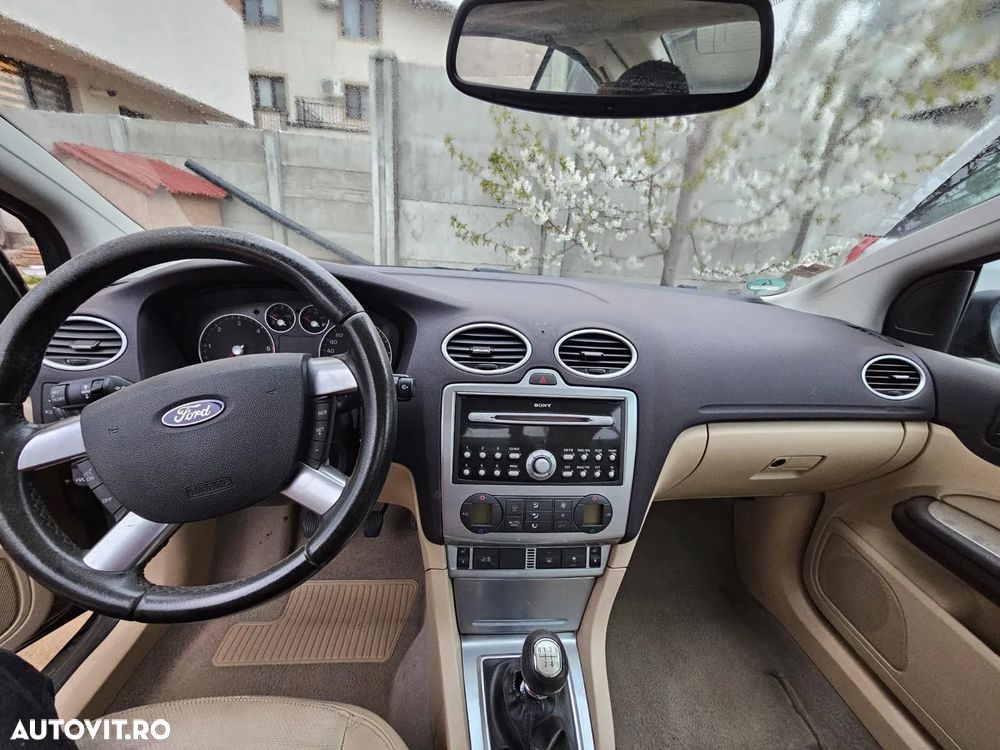 Ford Focus - 4