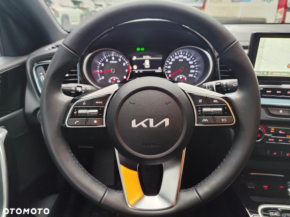Kia XCeed 1.6 T-GDI Tribute DCT - 20