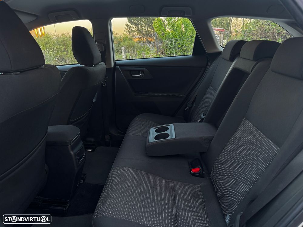 Toyota Auris Touring Sports 1.8 HSD Comfort+J17 - 28