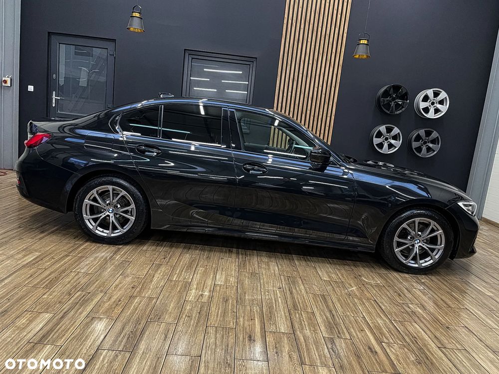 BMW Seria 3 320d Edition M Sport Shadow - 7