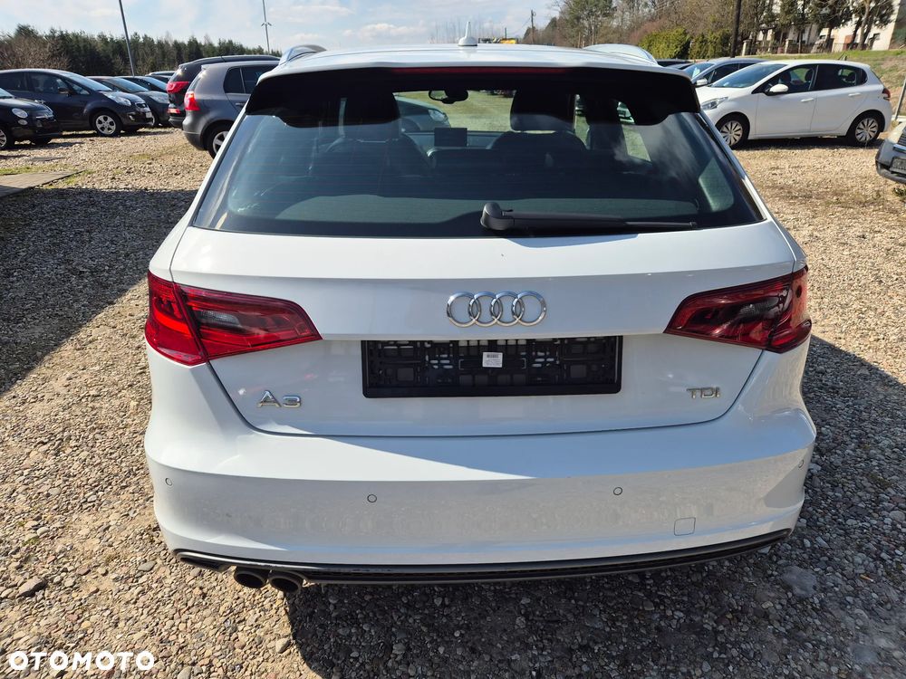 Audi A3 Sportback 2.0 TDI S tronic S line Sportpaket - 5