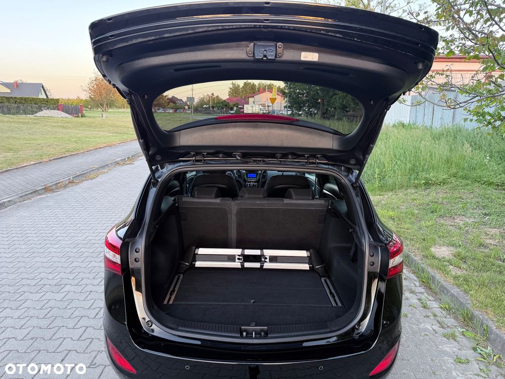 Hyundai i30 1.6 CRDI Passion - 12