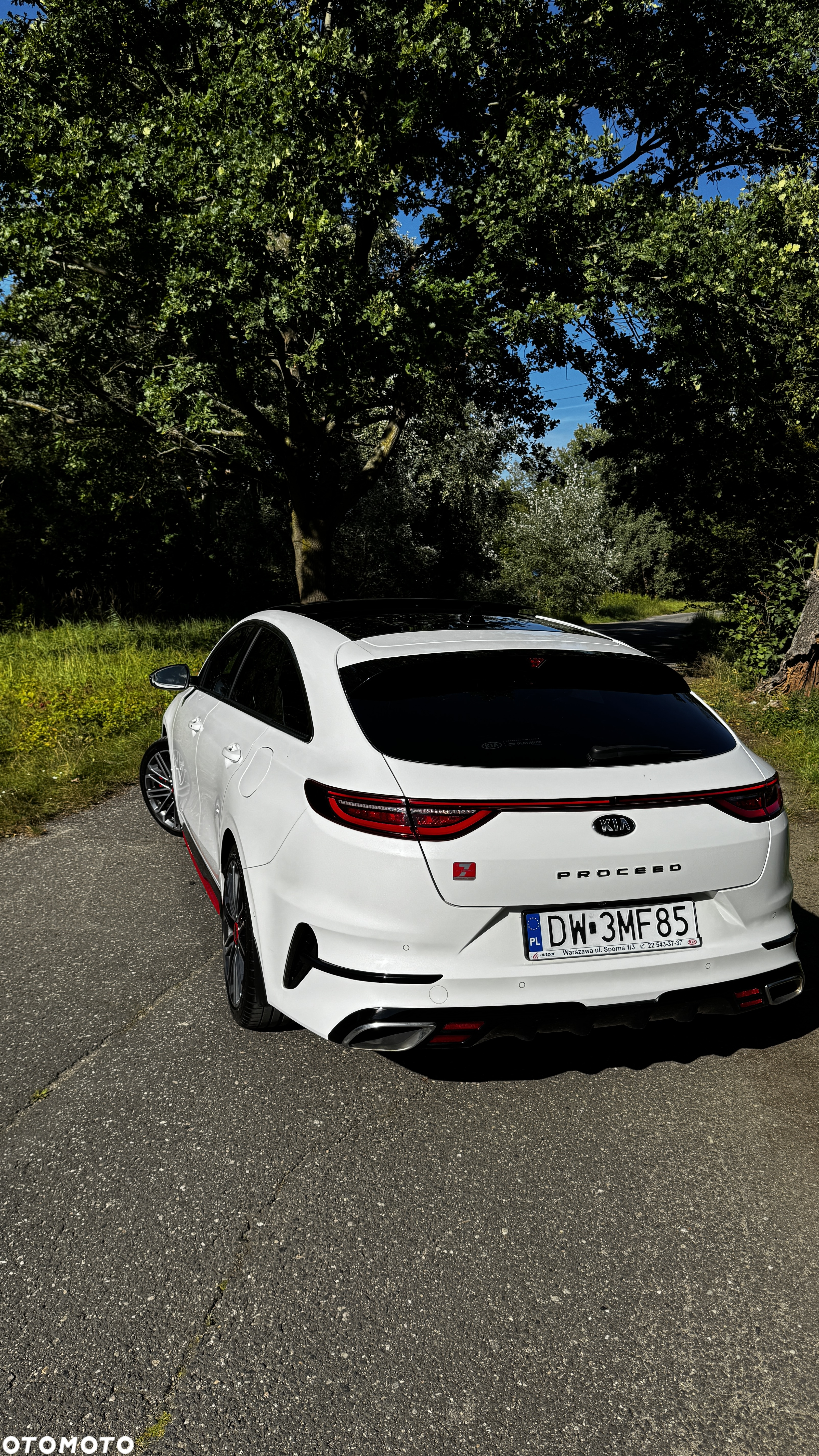 Kia ProCeed 1.6 T-GDI GT DCT - 14