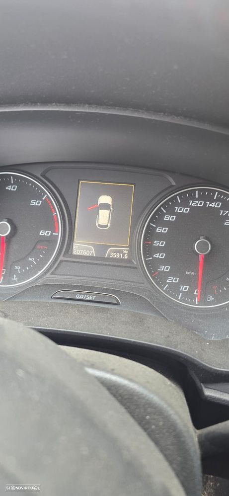 SEAT Leon SC 2.0 TDI DPF S&S FR - 6