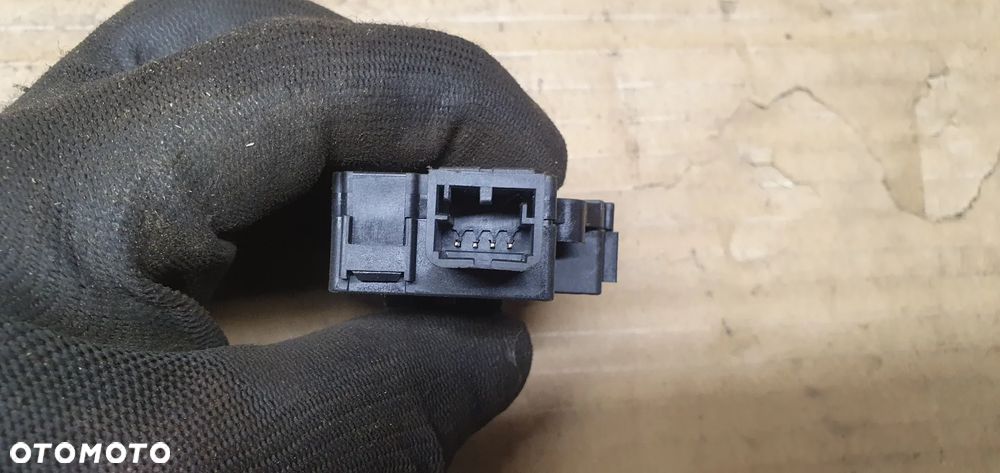Silniczek klap nagrzewnicy BMW I E87 T946104A - 3