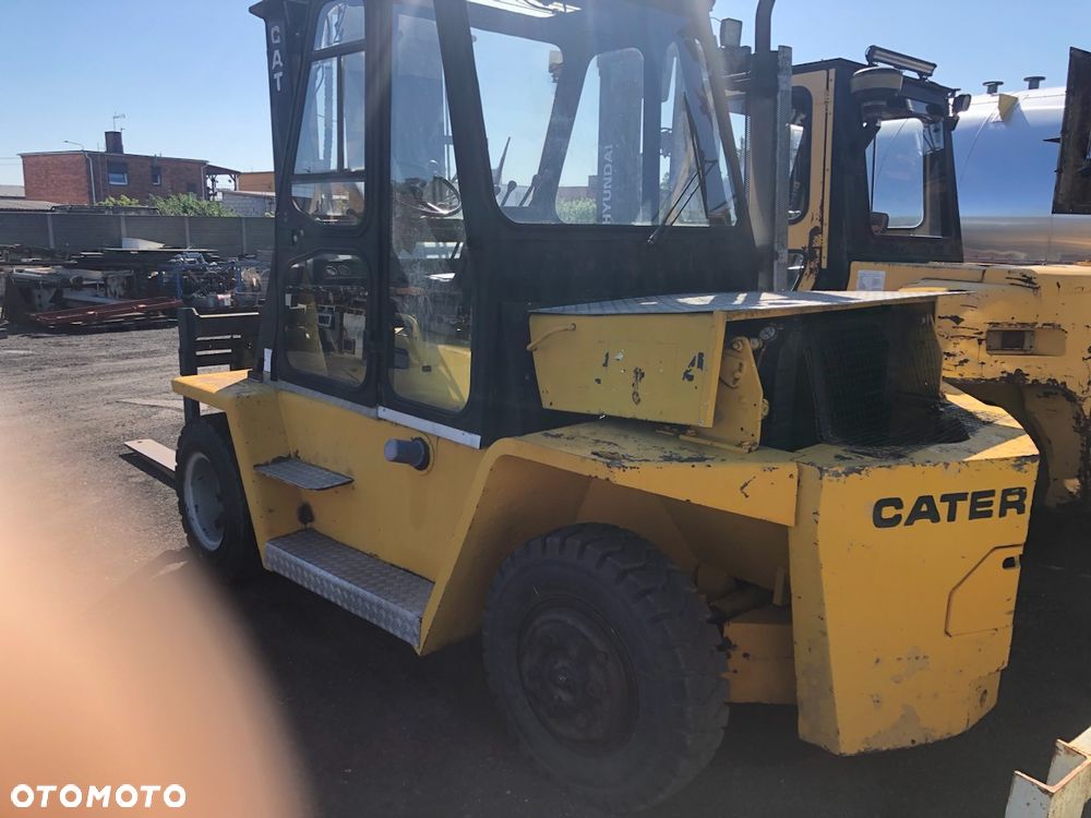 Caterpillar - 2
