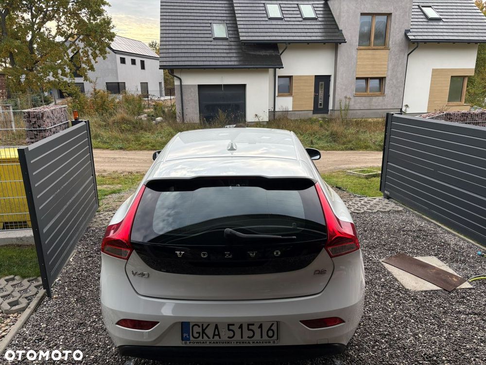 Volvo V40 2015 photo 5