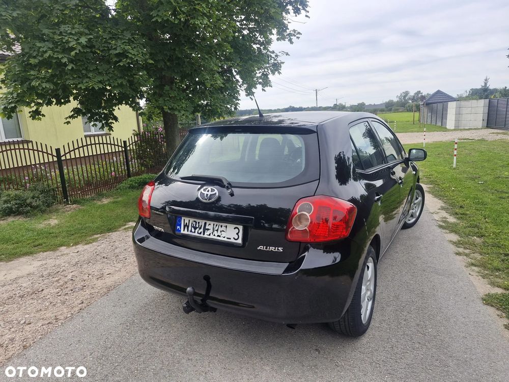 Toyota Auris 1.6 VVT-i Executive - 7