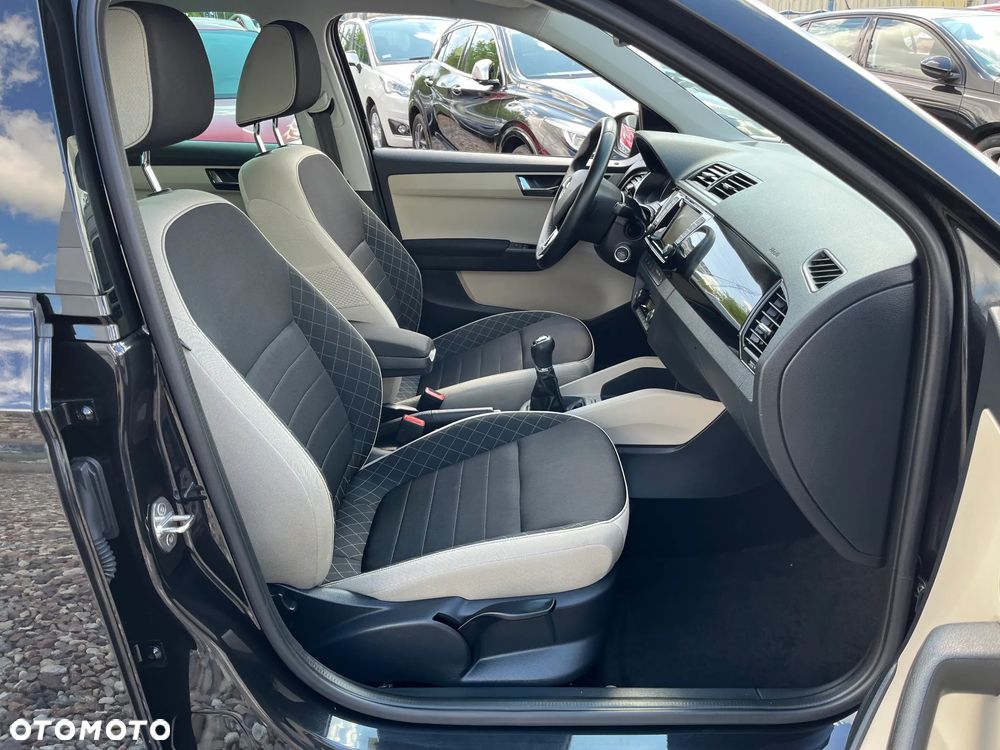 Skoda Fabia 1.2 TSI Cool Edition - 34