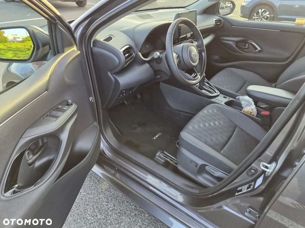 Toyota Yaris Hybrid 1.5 Style - 9