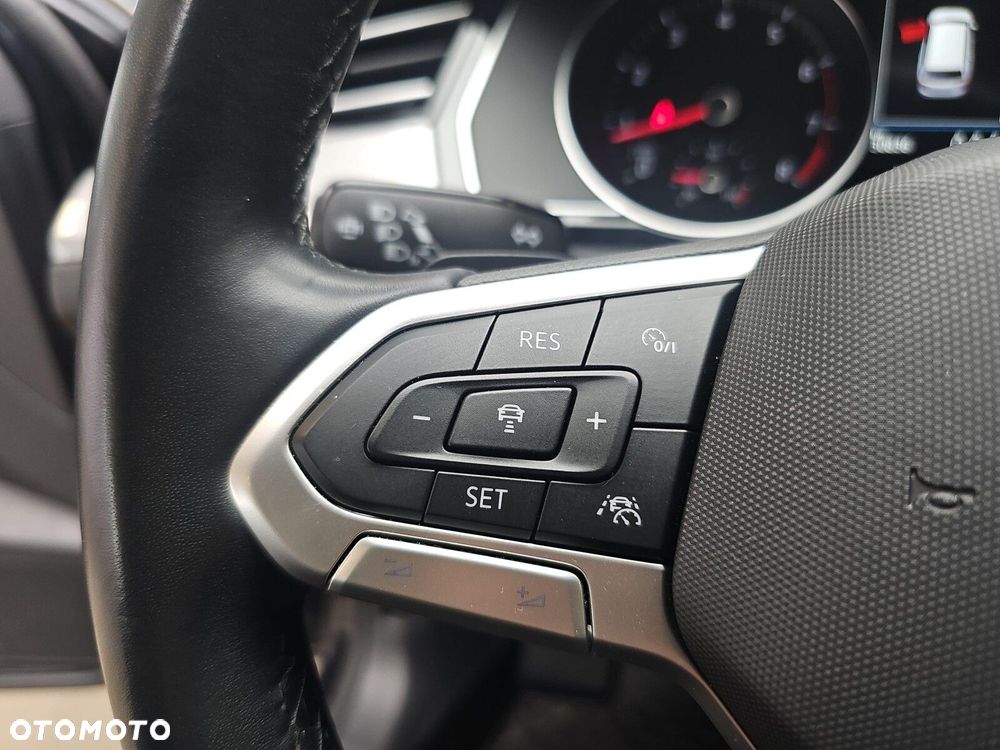 Volkswagen Passat Variant 1.5 TSI EVO Business DSG - 14