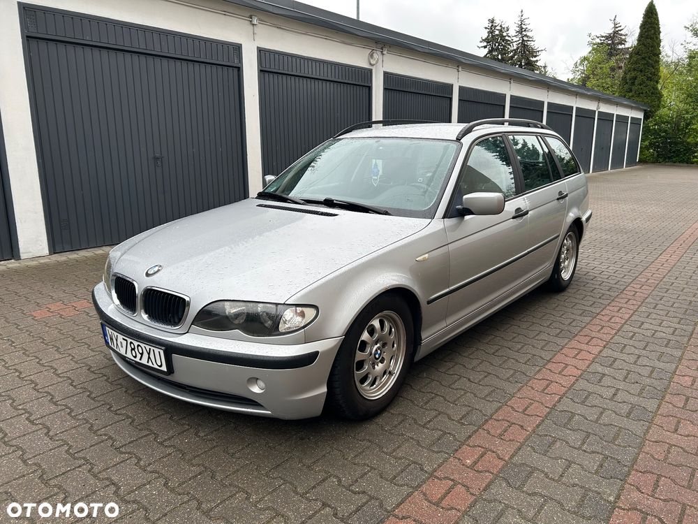 BMW Seria 3 318i - 1