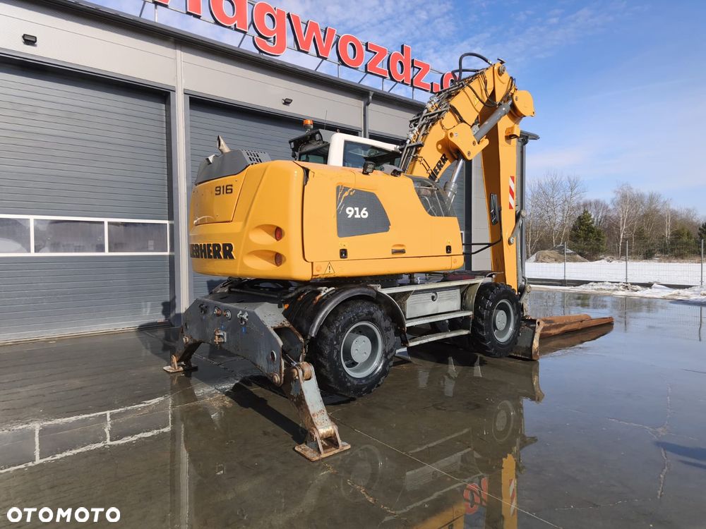 Liebherr A916 - 5