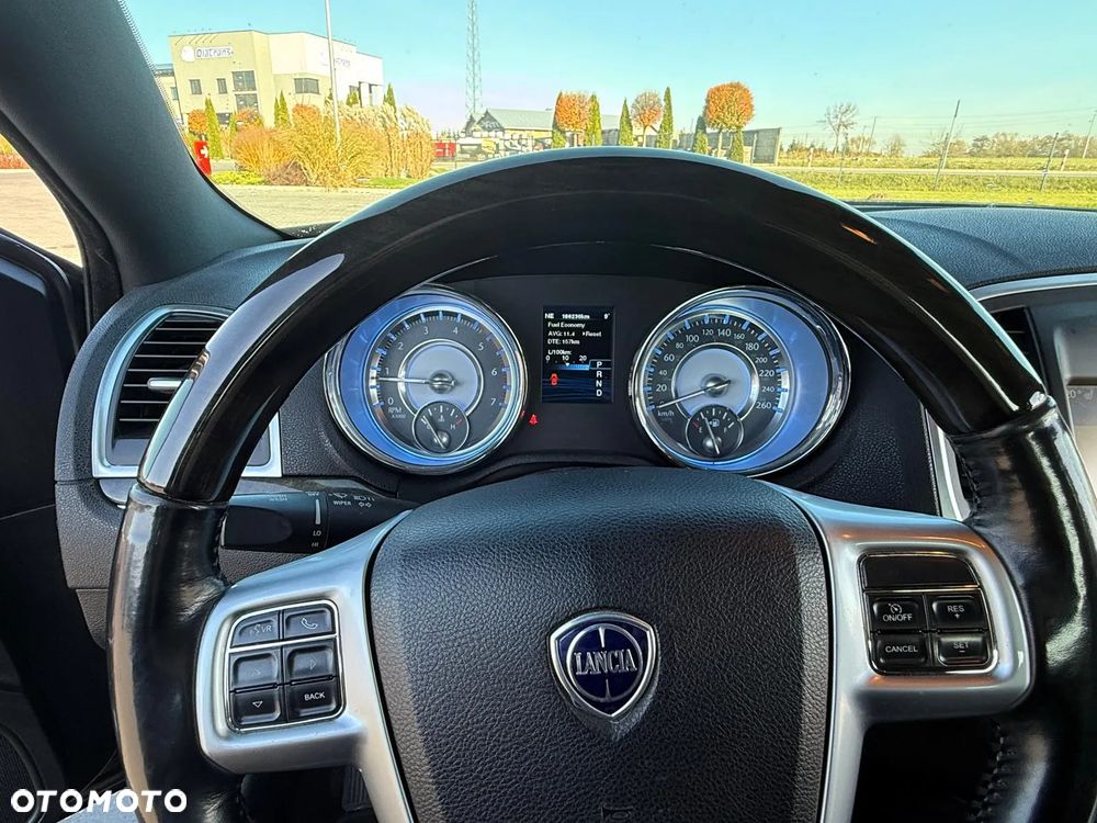Lancia Thema 3.0 V6 CRD 24V Automatik Platinum - 10