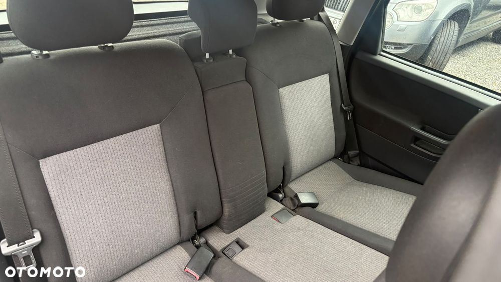 Opel Meriva - 21