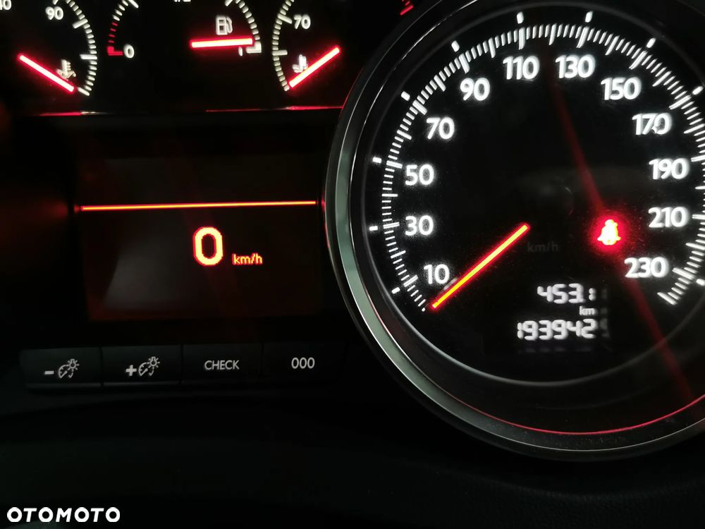 Peugeot 508 HDi FAP 140 Allure - 9