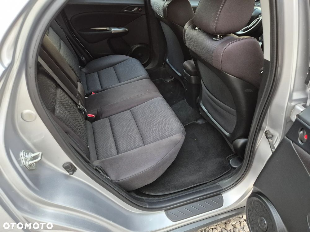 Honda Civic 1.4 i-VTEC Elegance - 24