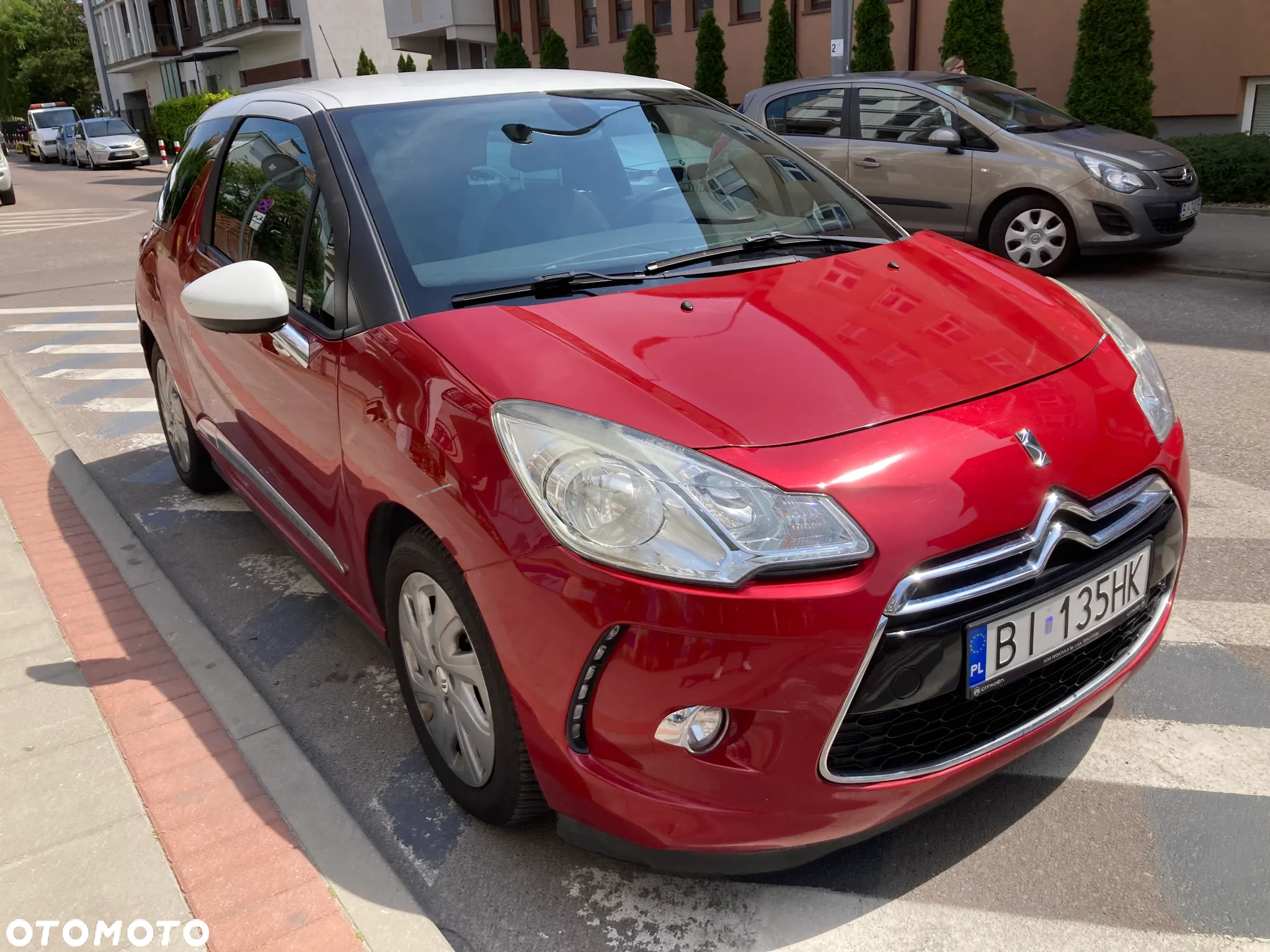 Citroën DS3 1.6 HDi 99g SoChic - 3