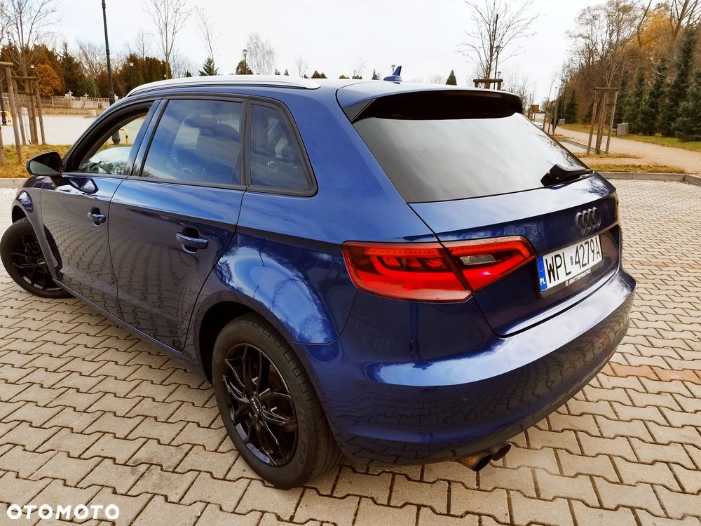 Audi A3 Sportback 1.4 TFSI Attraction - 5