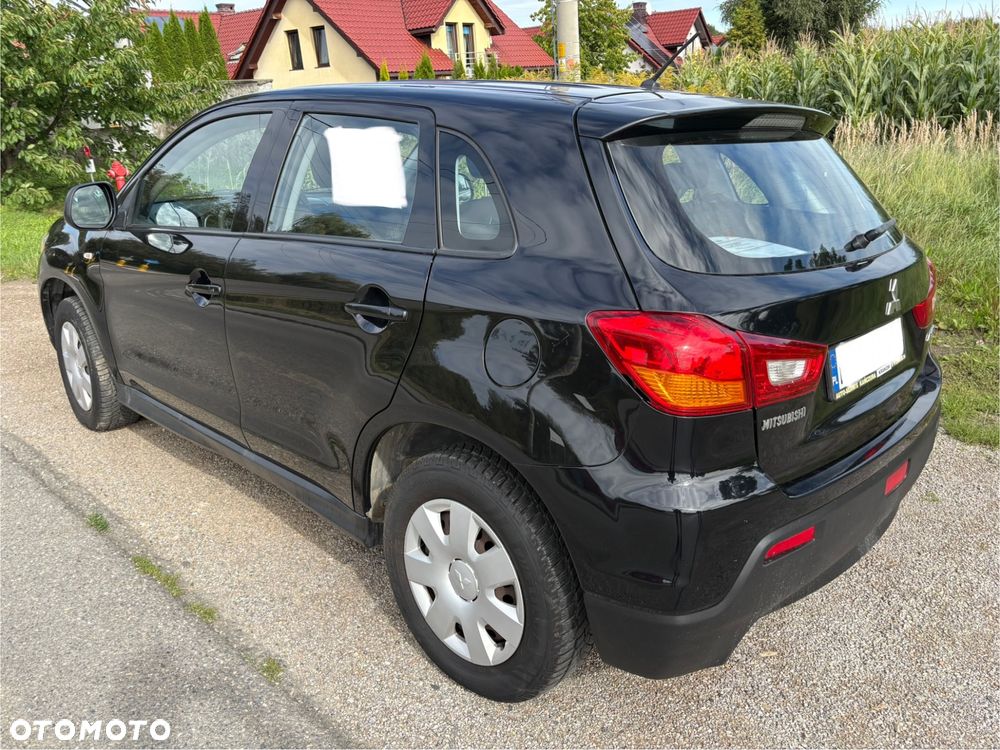 Mitsubishi ASX - 4