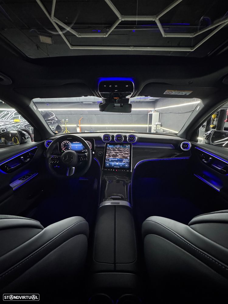 Mercedes-Benz GLC 300 e 4Matic 9G-TRONIC Edition AMG Line - 29