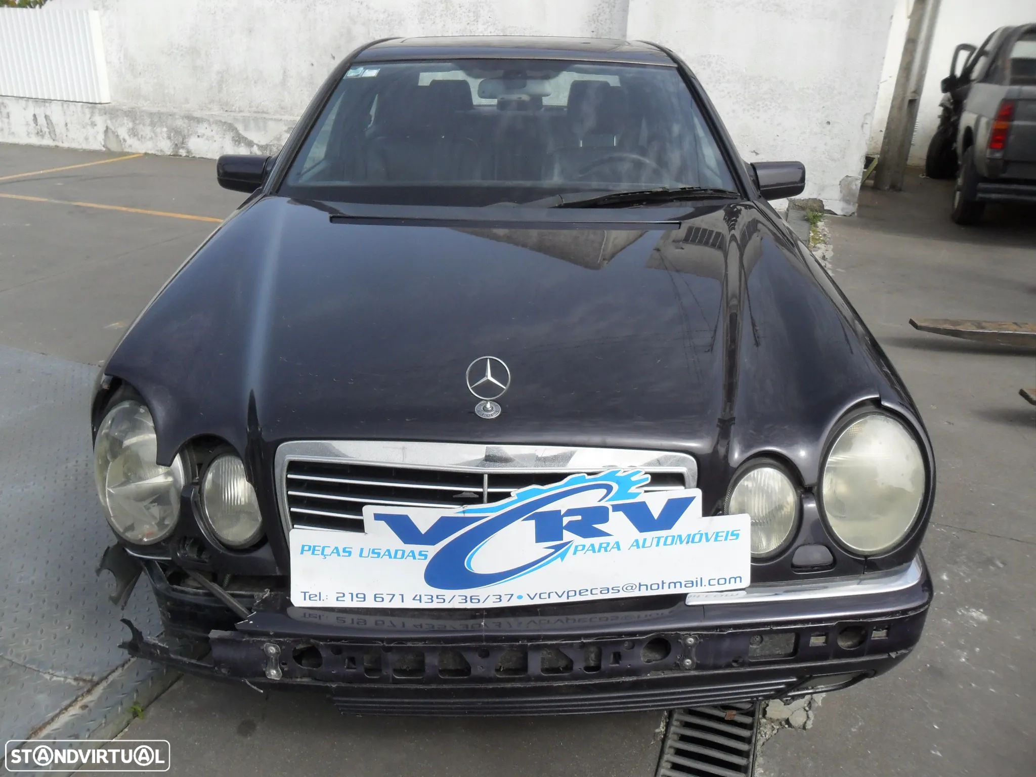 Mercedes E210 (1995-1999) - Viatura para peças - 1