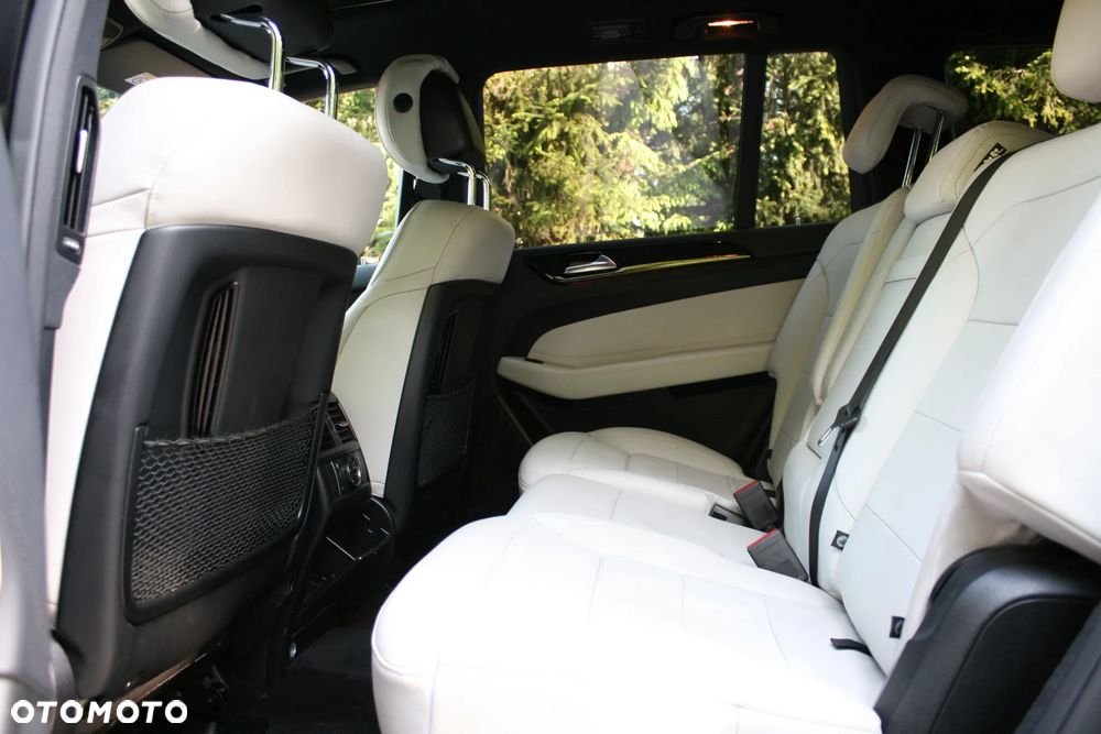 Mercedes-Benz GLS 350 d 4-Matic - 20