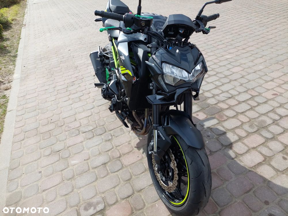 Kawasaki Z 900 - 8