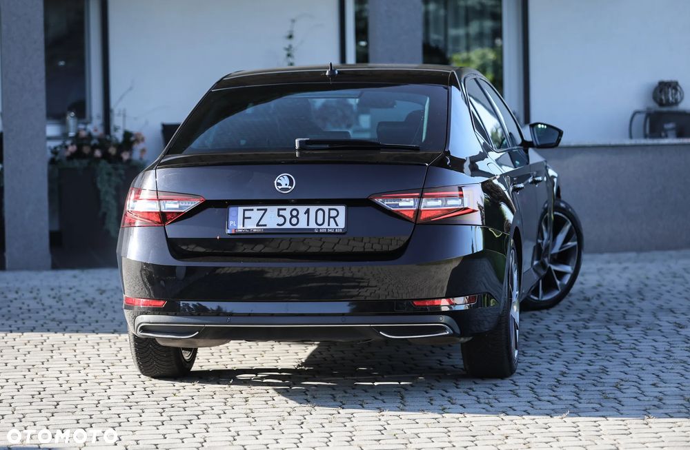Skoda Superb 2.0 TSI Sportline DSG - 5