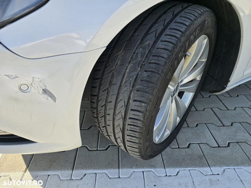 Volkswagen Passat CC - 25