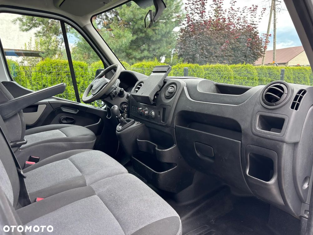 Renault Master**Wywrotka**Klimatyzacja**Sprowadzony - 17