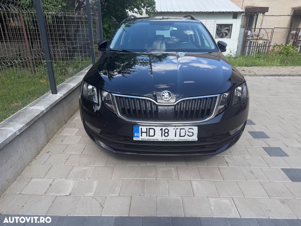 Skoda Octavia 1.5 TSI DSG Mild Hybrid Ambition - 2