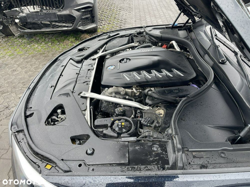 BMW Seria 8 840d xDrive mHEV - 20