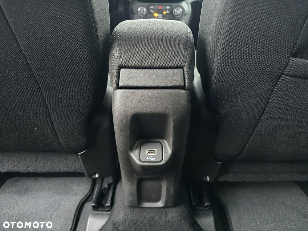 Jeep Renegade 1.6 MultiJet DSG Business Line - 37