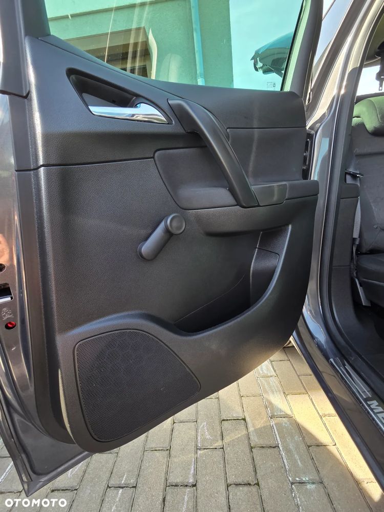 Opel Meriva - 24