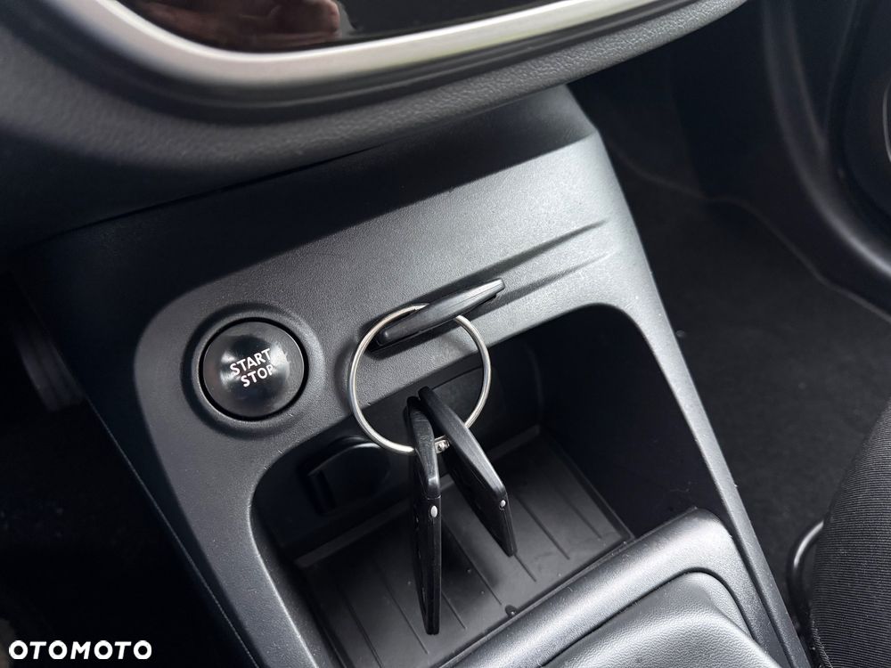 Renault Captur (ENERGY) TCe 90 BOSE EDITION - 21