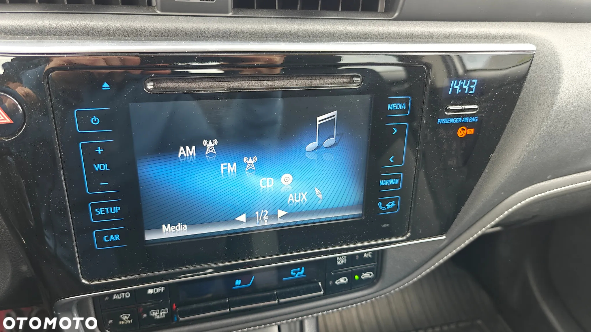 Toyota Auris 1.6 Comfort - 13