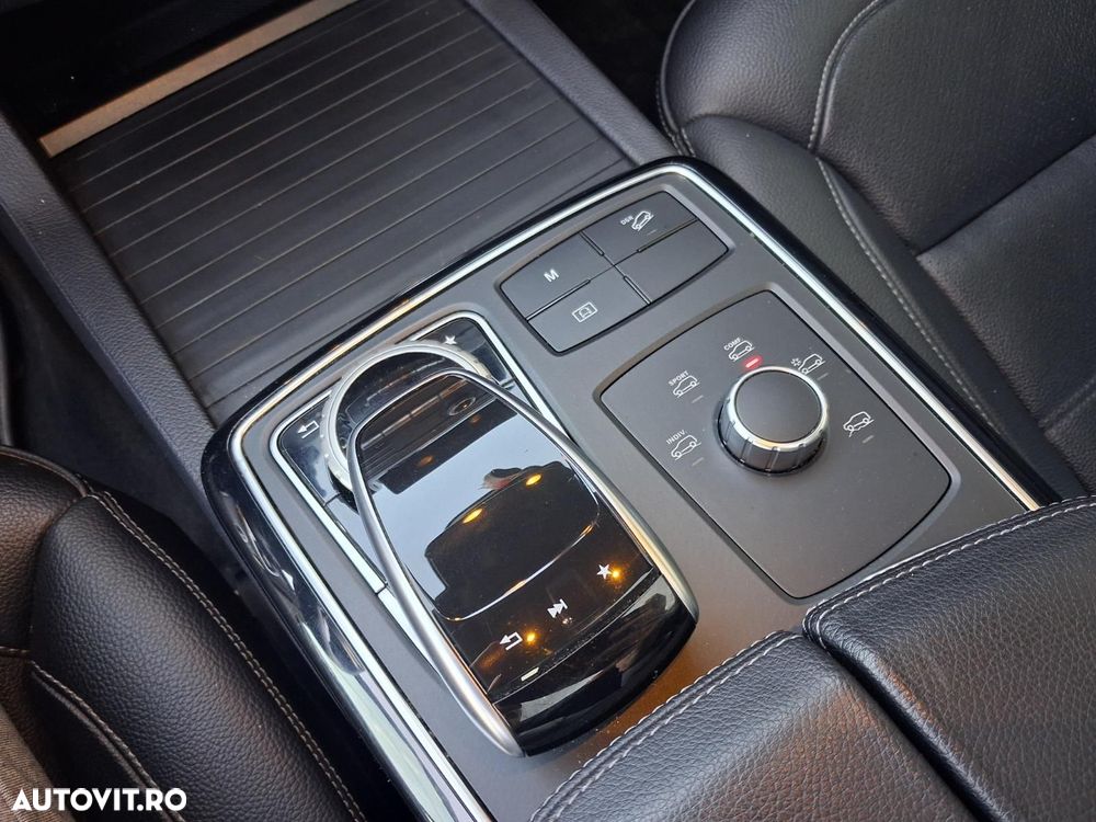 Mercedes-Benz GLE - 10