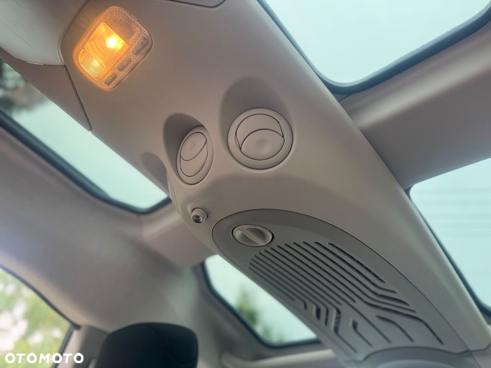 Citroën Berlingo Multispace BlueHDi 120 S&S SHINE - 8