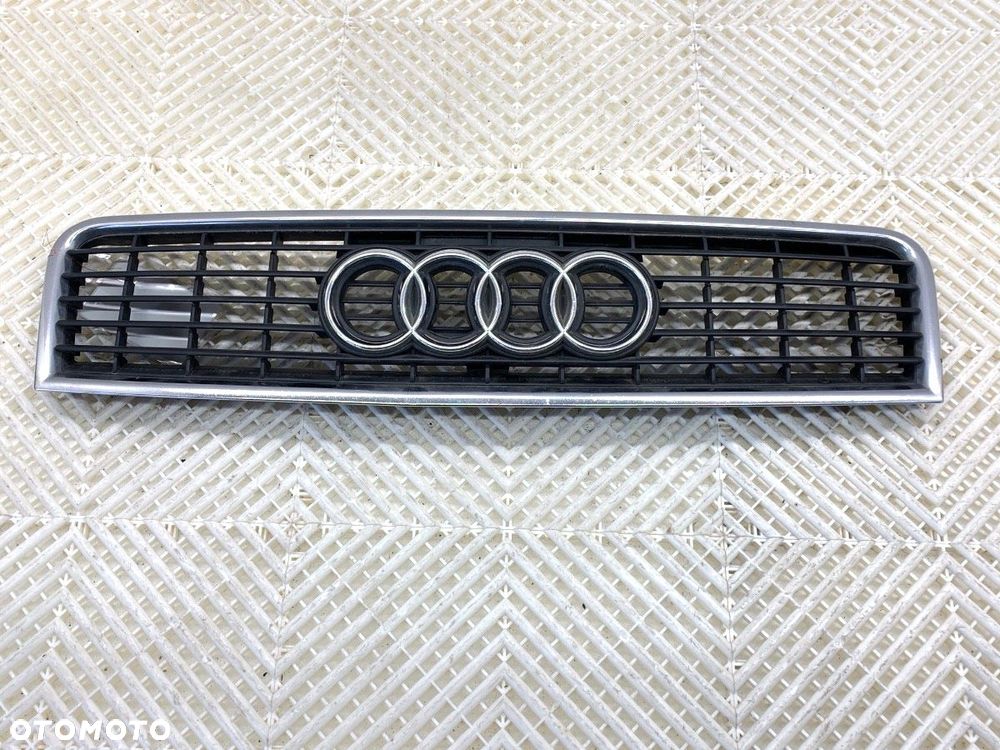 ATRAPA GRILL  AUDI A4 B6 (8E2) 2000 - 2005 1.9 TDI 96 kW [130 KM] olej napędowy 2000 - 2004 - 1