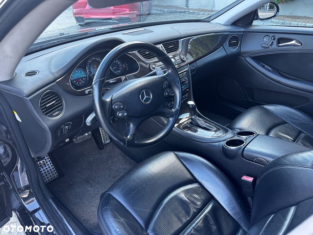 Mercedes-Benz CLS - 26