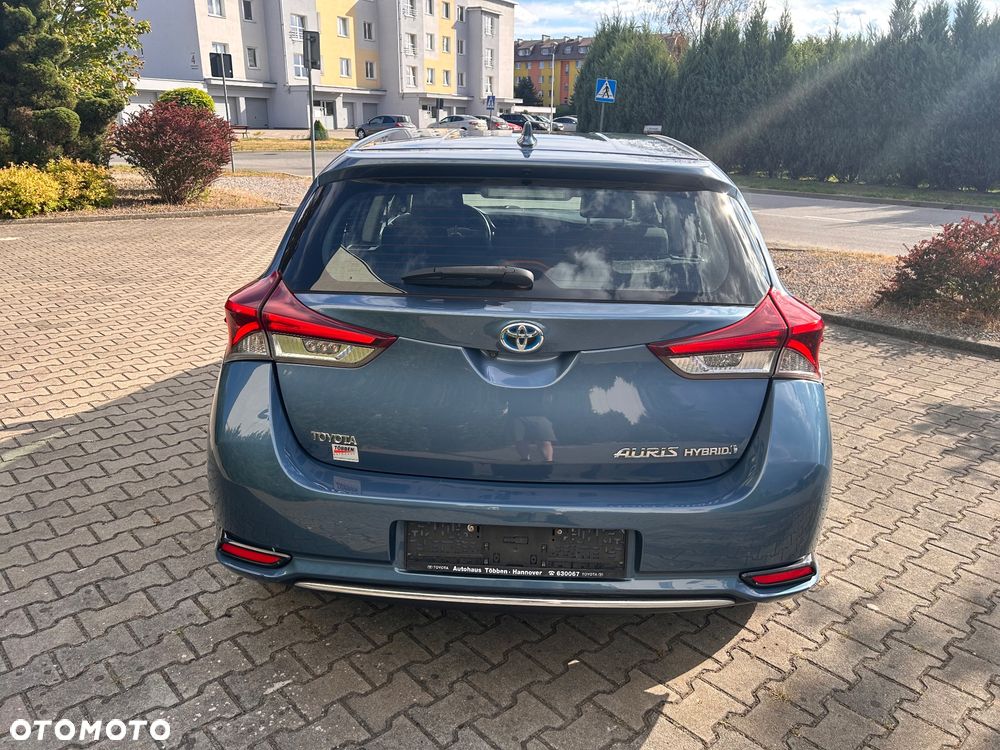 Toyota Auris - 14