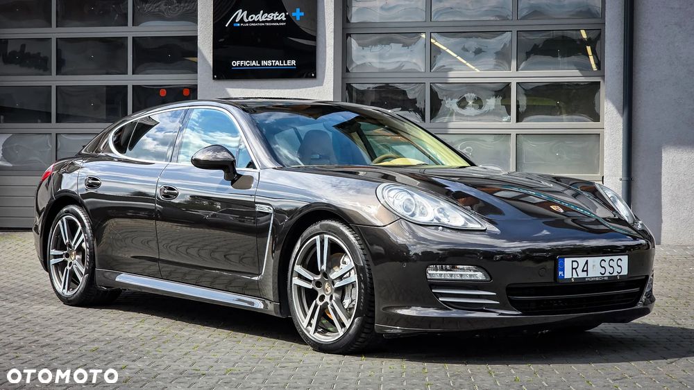 Porsche Panamera 4S - 1
