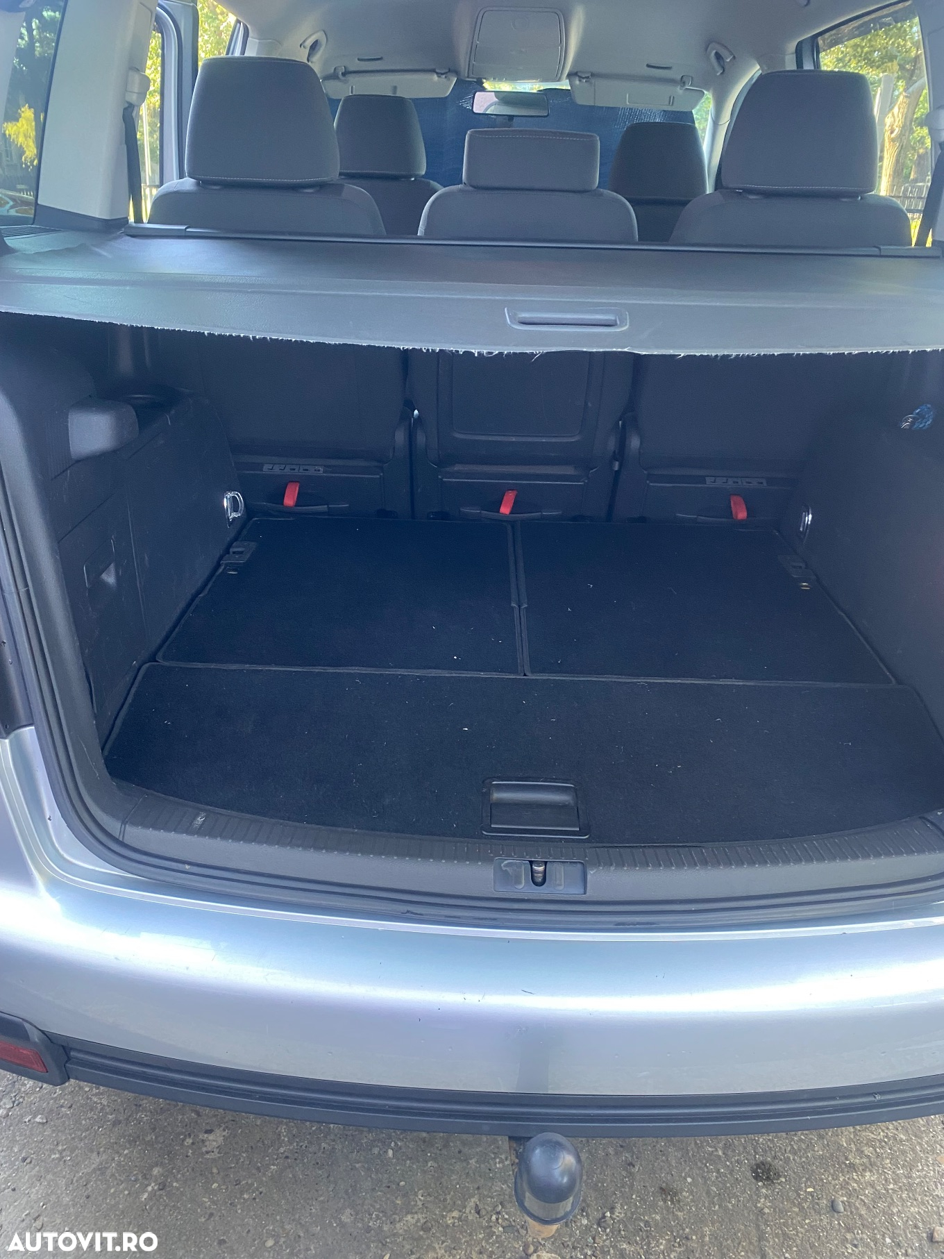 Volkswagen Touran 2.0 TDI DPF Cross - 16
