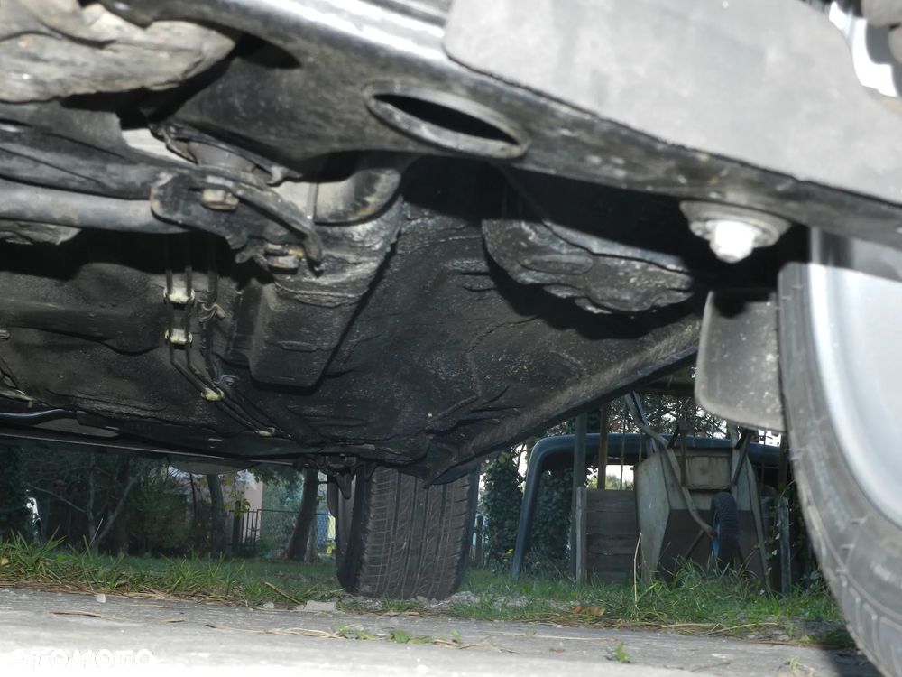 Volkswagen Passat - 38