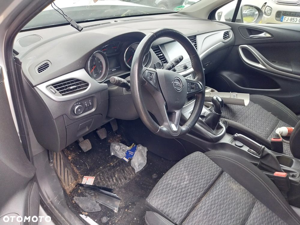 Opel Astra - 5